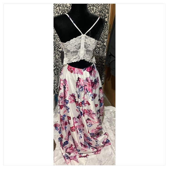 City Studio Floral Fit and Flare Gown Size 9 NWT - Picture 7 of 15